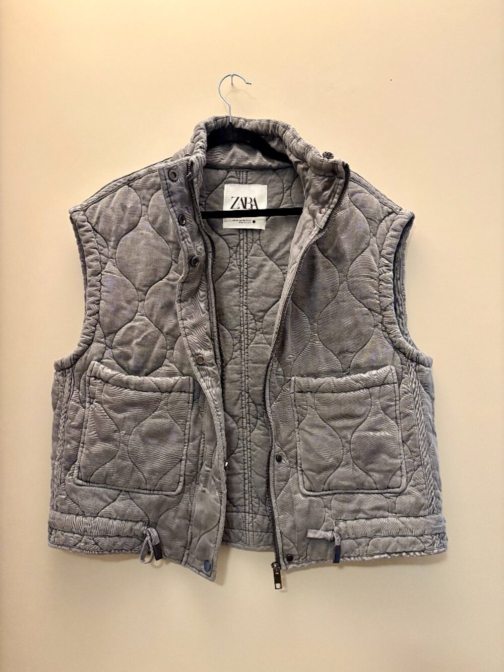 Zara Quilted Puffer Vest in Charcoal Gray
